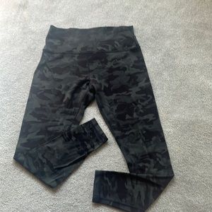Lululemon camouflage leggings